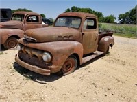 LL- 1951 FORD PICKUP