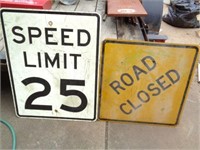Road Closed & 25 Limit Sign