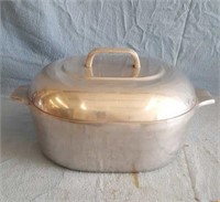 Vintage Wagner Roaster Pan