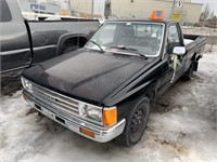 1988 Toyota Pickup Base
