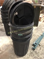 Lot of four 26 Gallon Trash Cans with Lids
