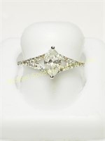 14K WHITE GOLD AND MARQUISE DIAMOND RING