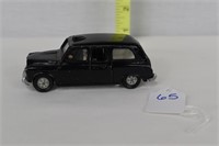 DINKY TOYS AUSTIN TAXI