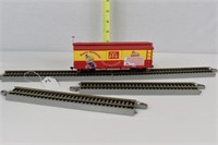 MCDONALD'S EXPRESS BOX CAR & TRACKS