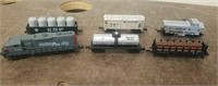 Southern Pacific N Scale Engine & (5) Cars