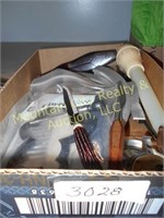 Box Lot of Miscellaneous Kitchen Items