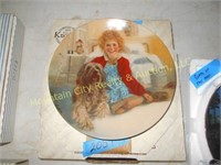 Collectible Plate - NIB - Annie and Sandy