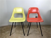 Pair of plastic shell iron base chairs