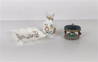 Two pieces of Ainsley porcelain one small carousel
