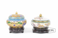 Pair of Small oriental trinket jars