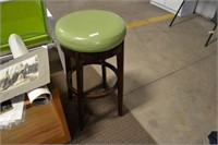 quality swivel stool
