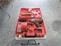 Milwaukee 3/4" Impact Wrench with charger and case