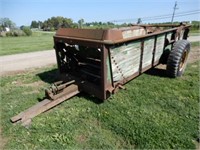John Deere Spreader - Wood Wagon