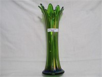 Nwood 11" green Thin Rib vase- AWESOME