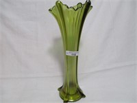 Nwood 11" russet green 4 Pillars vase