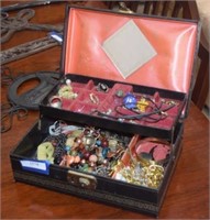 Vtg Jewelry Box w/ Vtg Jewelry