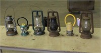 (4) Vintage Oil Lamps & (2) Battery Lamps