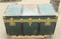 Vintage Chest, Approx 39"x20"x21"