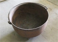 Vintage 24" Cast Iron Cauldron w/Gate Mark