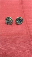 Pair screw on earrings
