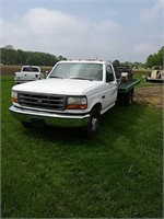 1997 Ford F-350 stake bed truck non-running