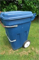 Large Garbage Can on Wheels
