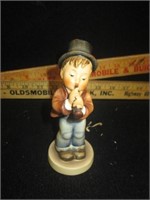 Vintage HUMMEL FIGURINE SERENADE Little Boy