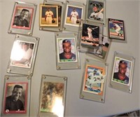 26 Frank Thomas Cards, including Rookie Card