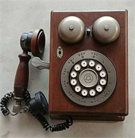 Newer old style wall phone