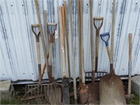 Large Qty of garden tools to include: several
