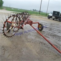 New Holland wheel rake