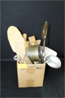 VINTAGE WOODEN AND OTHER KITCHEN UTENSILS