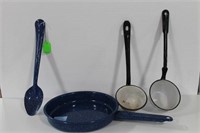 ENAMELWARE SKILLET, SPOON AND 2 LADELS