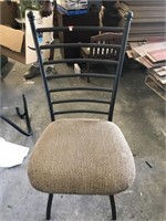 Metal cushioned chair