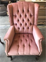 Mauve vintage chair excellent

39 inches high