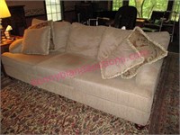 nice modern klaussner 8ft long sofa & pillows