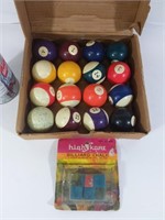 16 boules de billard & craie - Pool balls & chalks