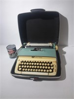 Machine à écrire Galaxie Smith-Corona typewriter