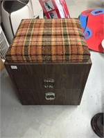 STOOL WITH 2 DRAWERS