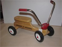 Radio Flyer Ride on Tricycle