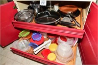 Cookware, Bowls, etc - nice assortment of