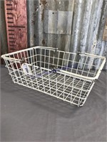 Wire basket w/ handles