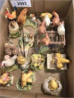 Lowell Davis figurines (chickens)