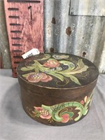 Wood cheese box w/ lid, painted