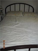 Full size Metal bed