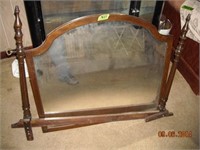 Dresser mirror with arms
