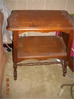 Small wooden Lamp table