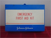 Vintage Johnson & Johnson Metal Fist Aid Box