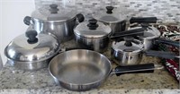 13pcs Logastina Cookware (Pots & Pans)