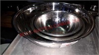 4 stainless steel Bowls